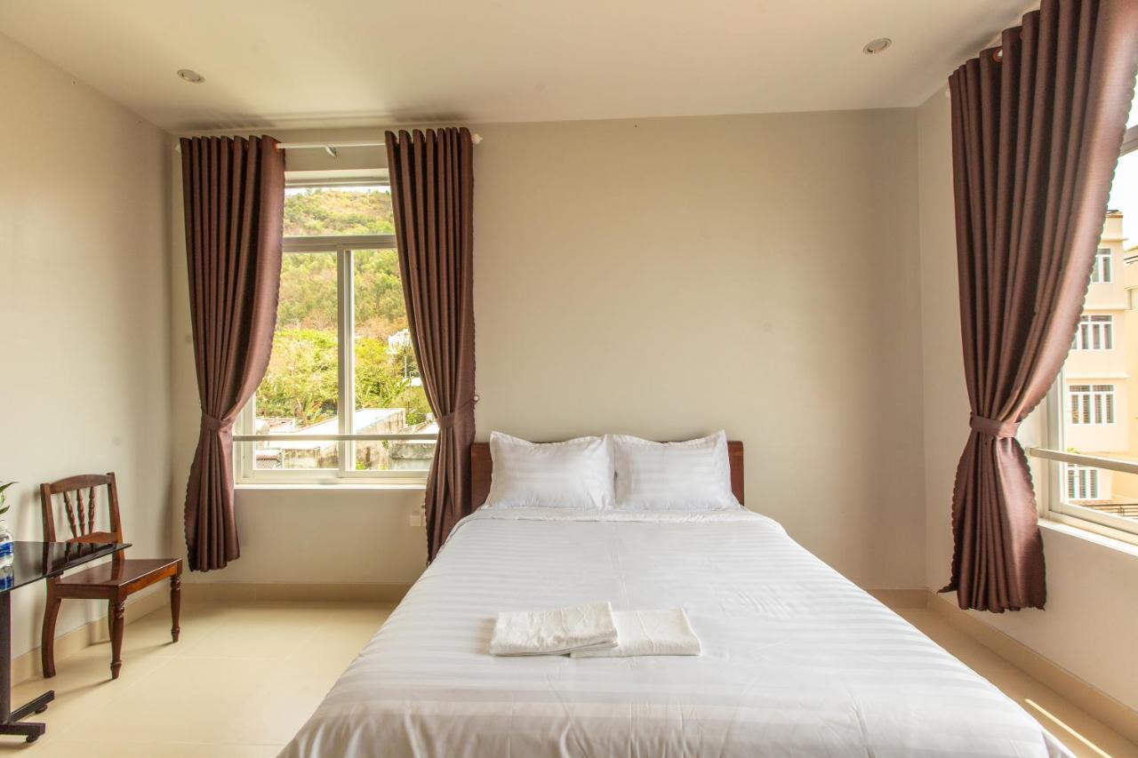 Hanh Phuc Hotel Vung Tau Esterno foto